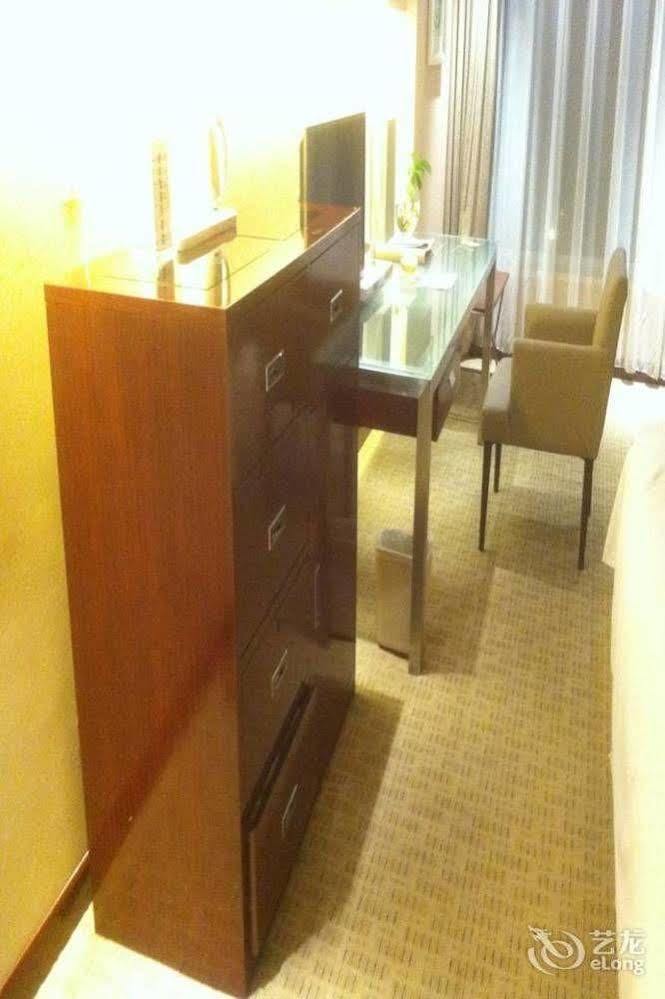 Qianjin Hotel - Csangcsun Kültér fotó